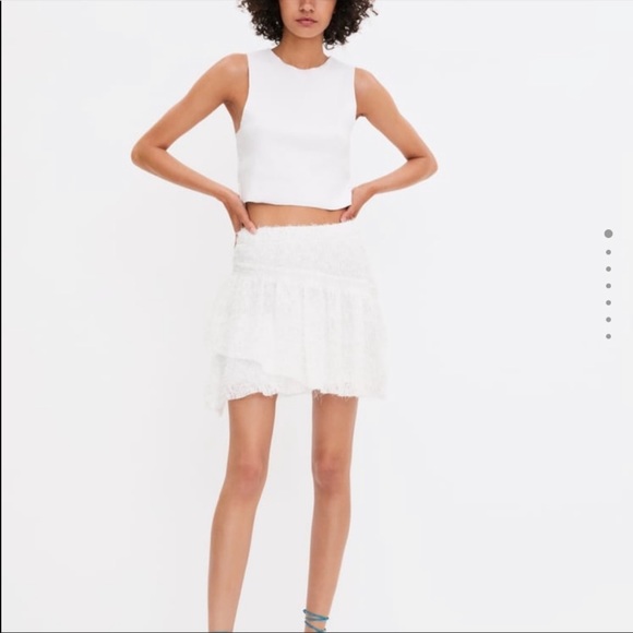 Zara Dresses & Skirts - 4/$30 NWOT Zara RUFFLED TEXTURED MINI SKIRT